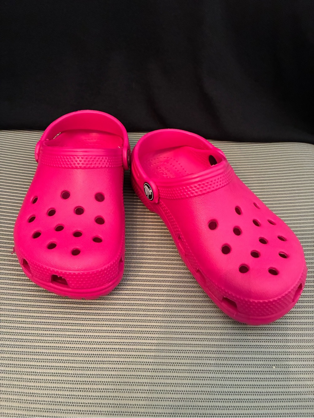 CROCS Kids Classic Clog in Bright Hot Pink, size C12, unworn
